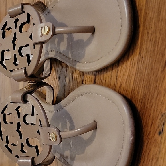 Torry Burch Miller Sandals. - Picture 10 of 17